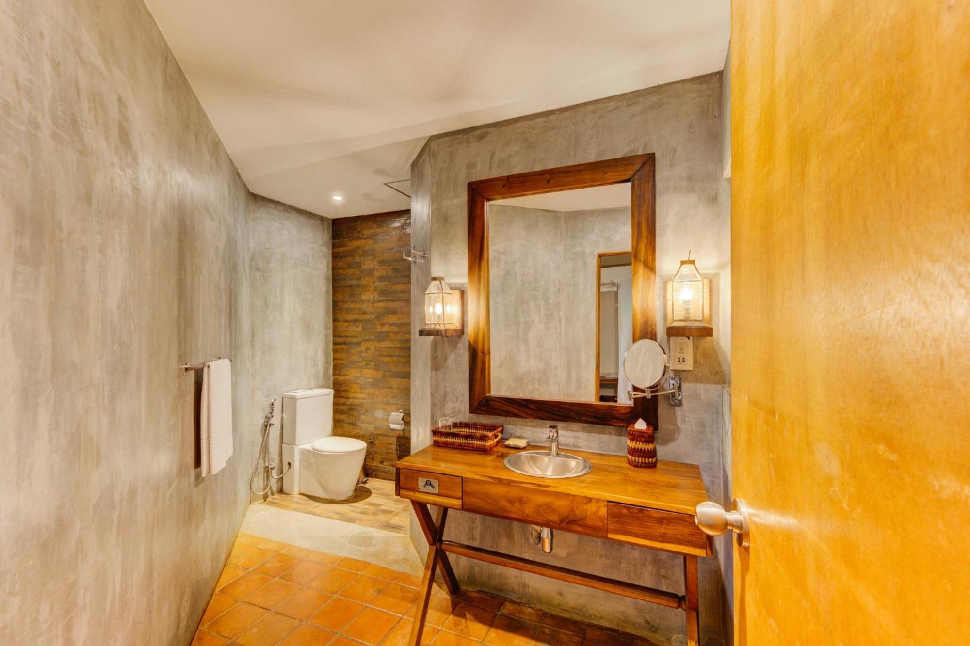 Cinnamon Wild Yala Kültér fotó Bathroom at the hotel