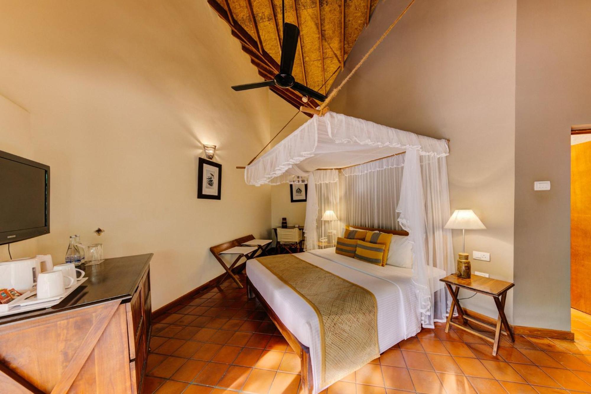 Cinnamon Wild Yala Kültér fotó A room at the hotel