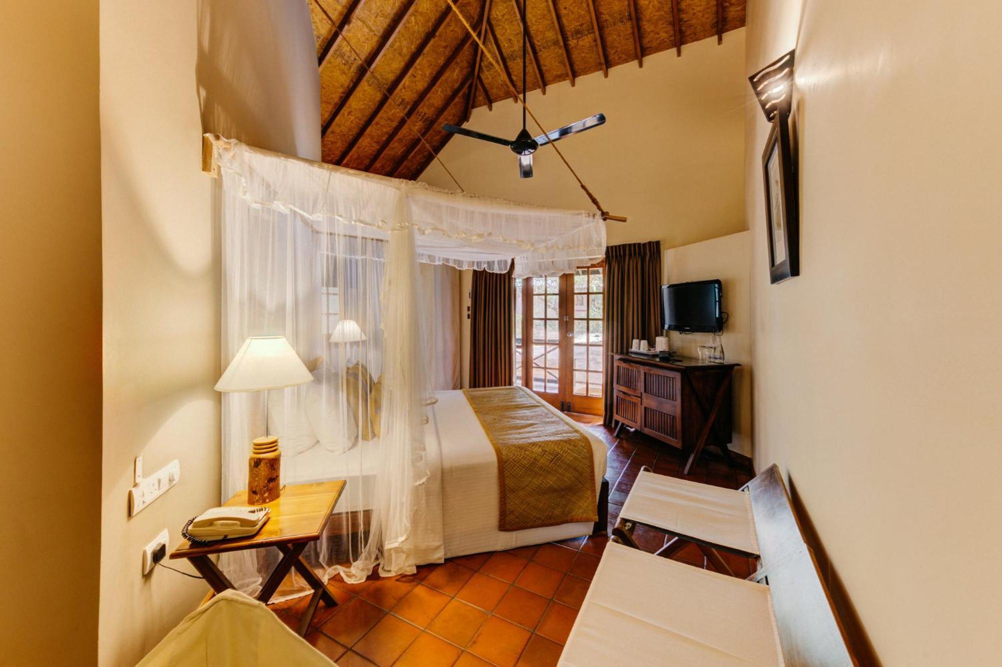 Cinnamon Wild Yala Kültér fotó A room at the hotel