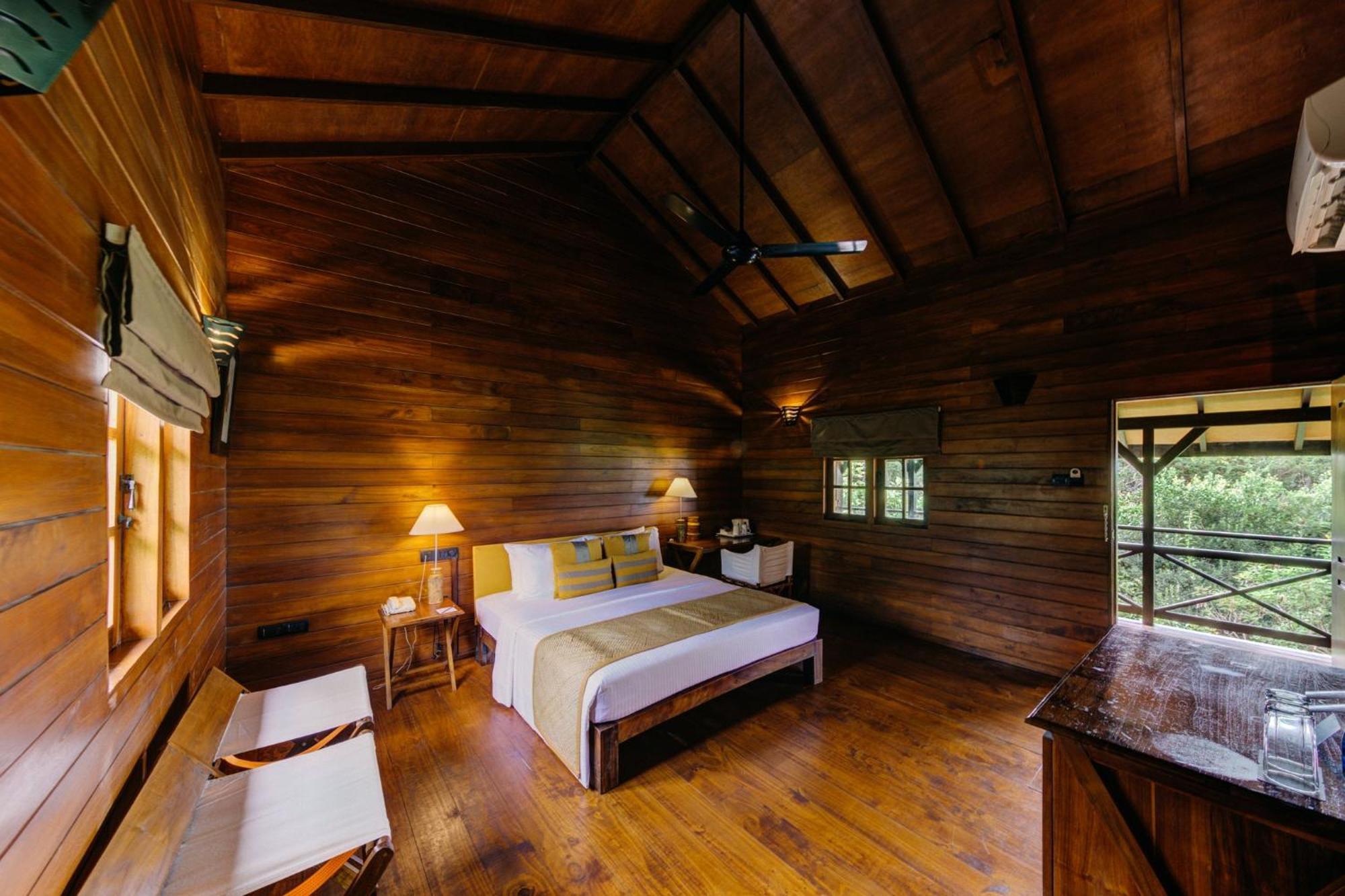 Cinnamon Wild Yala Kültér fotó A bedroom at the resort