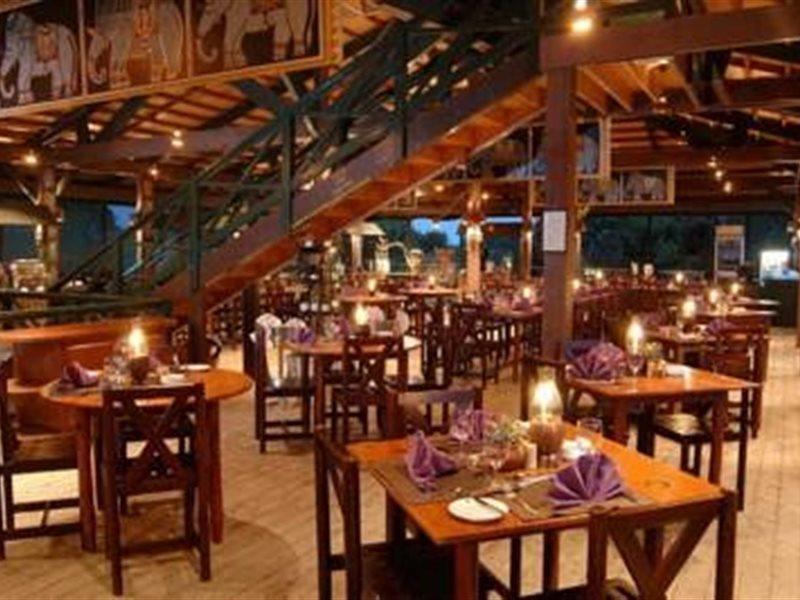 Cinnamon Wild Yala Kültér fotó The interior of the restaurant
