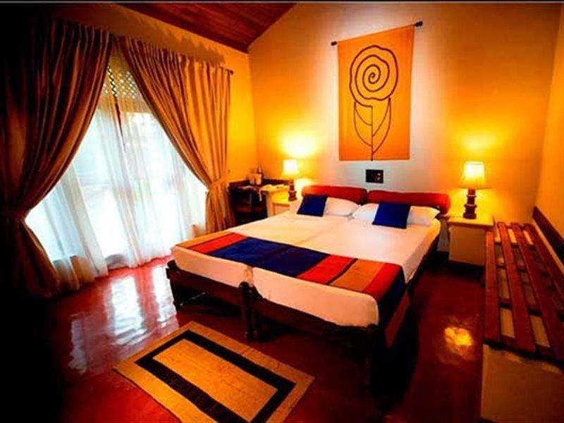 Cinnamon Wild Yala Kültér fotó A bedroom at the hotel